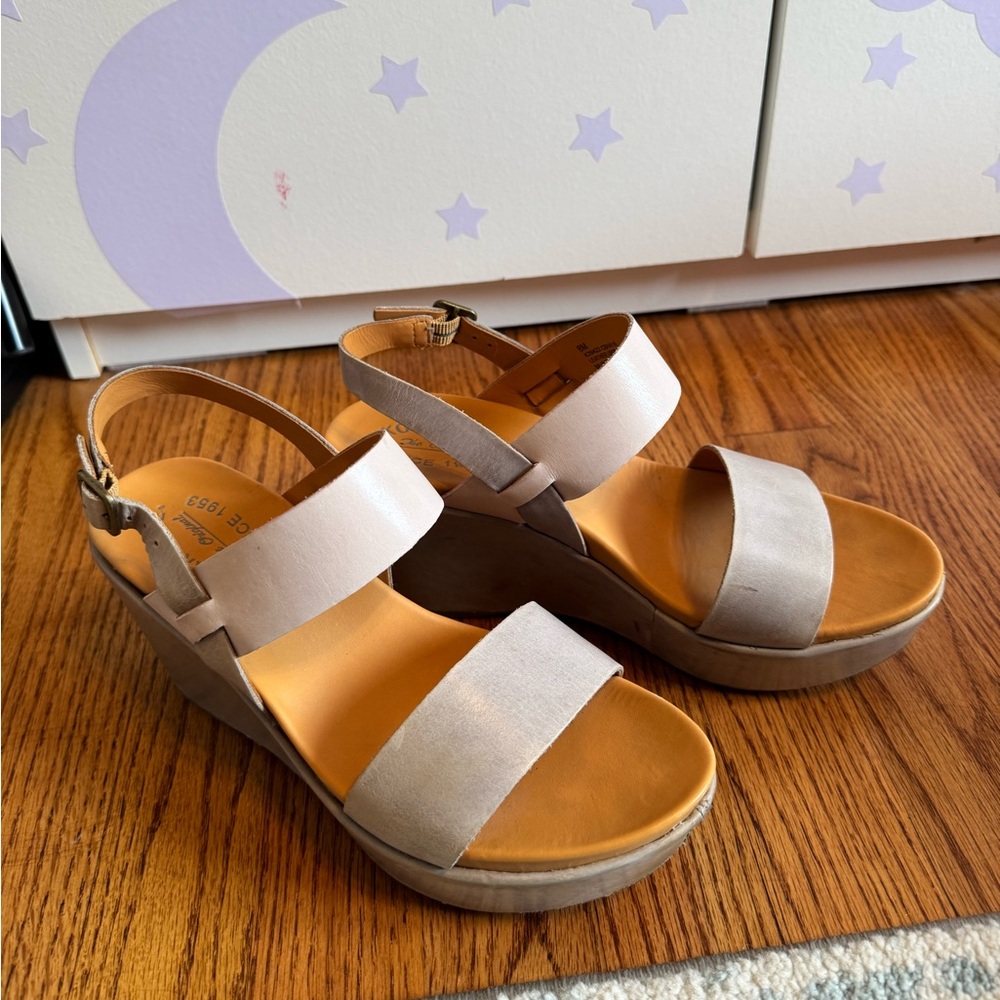 Kork Ease wedge heels pink and gray 8